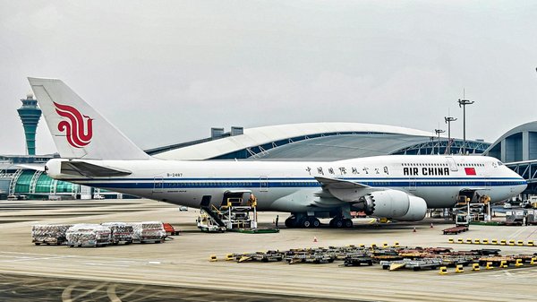 Peut-on trouver une maison de vacances en Espagne avec des cours de cuisine et des balades à cheval?